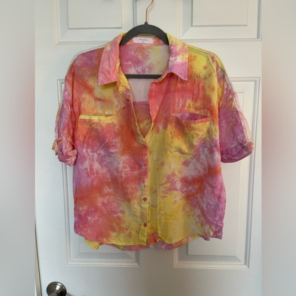Elodie tie dye button down top. Large‎ A-32
